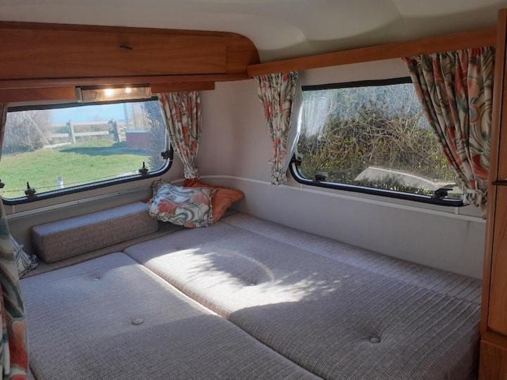Sundial Cottage Eriba Caravan NWI Exterior foto
